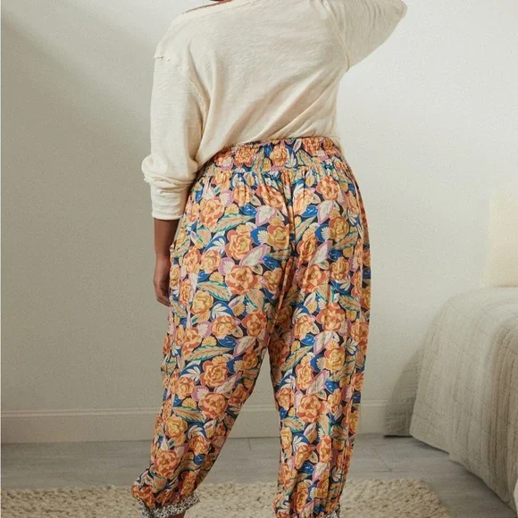 Anthropologie Vibrant Floral Joggers - Picture 6 of 13
